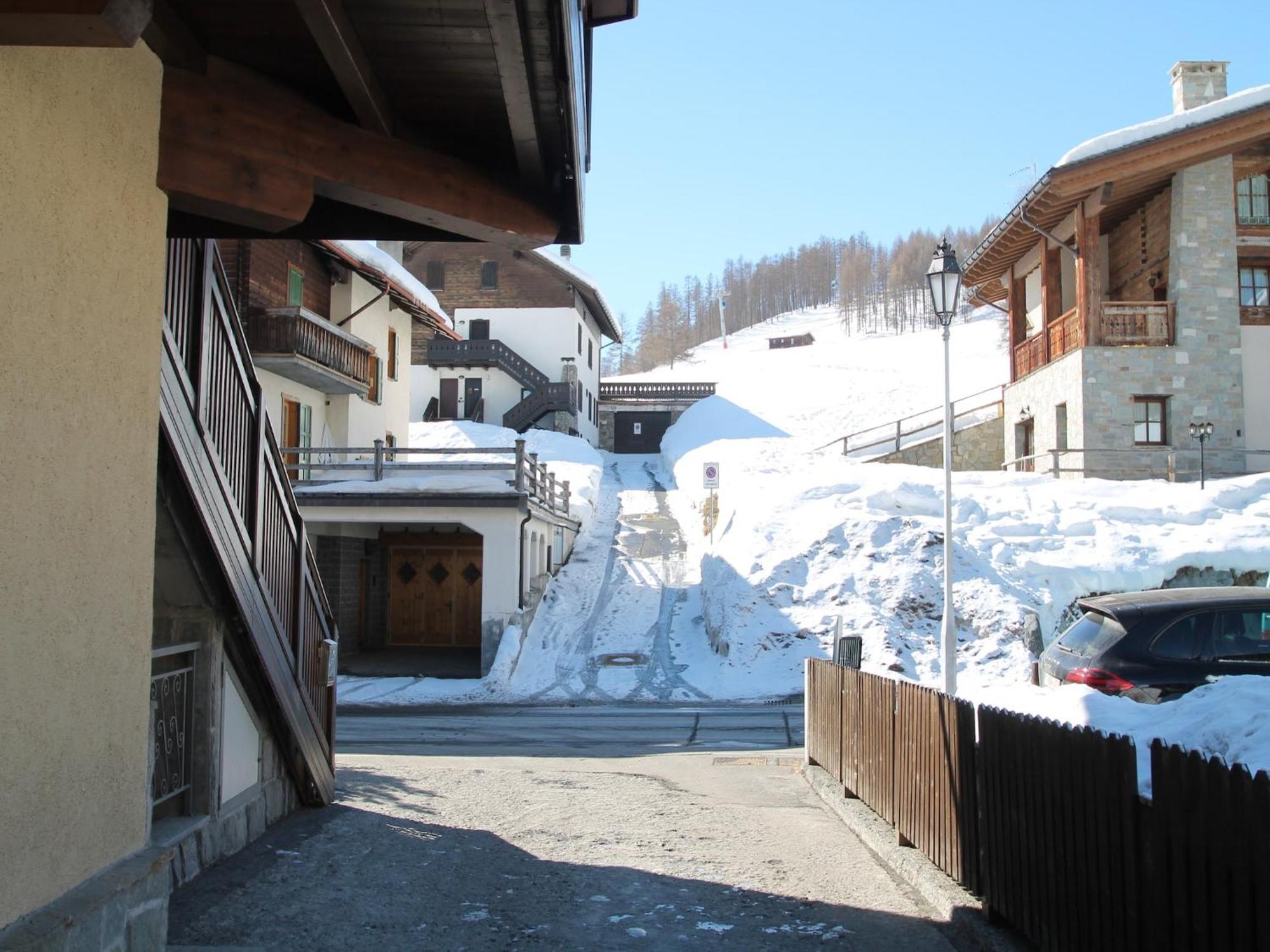 Apartment In Baita Only 200M From The Ski Lifts Livigno Bagian luar foto